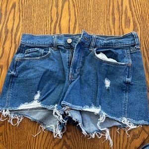 Size 6 boyfriend shorts